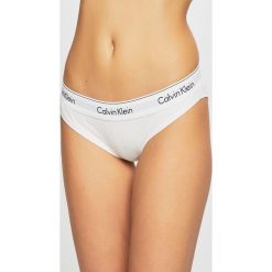 Calvin Klein Underwear - Figi. Białe majtki damskie Calvin Klein Underwear, z bawełny. W wyprzedaży za 59.90 zł.