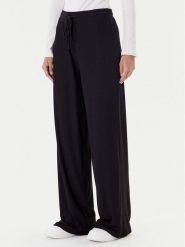 Guess Spodnie materiałowe O5GB00 KCQ72 Czarny Relaxed Fit. Czarne spodnie materiałowe damskie Guess, z aplikacjami, z materiału. Za 169.99 zł.