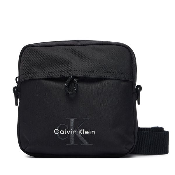 Saszetka Calvin Klein. Czarne saszetki i nerki męskie Calvin Klein, małe. Za 260.99 zł.