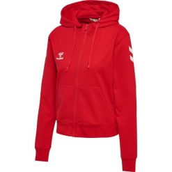 Damska bluza z kapturem zapinana na zamek Hummel Go 2.0 Chevron. Czerwone bluzy damskie Hummel, bez wzorów, bez ramiączek, z kapturem. Za 262.50 zł.