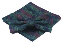 Mucha Męska z Poszetką - Alties - Zielone, Duże Kwiaty, Granatowe Tło. Zielone krawaty i muchy Alties, bez wzorów, eleganckie. Za 54.00 zł.