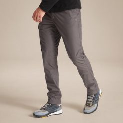 Koszula podróżnicza męska Craghoppers Kiwi SS Shirt. Białe koszule męskie Craghoppers, l, bez wzorów, sportowe, bez kołnierzyka, bez ramiączek. Za 156.99 zł.