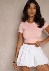 Różowy T-shirt Cropped z Wiskozą Efranessa. Czerwone t-shirty damskie Renee, l, z aplikacjami, z wiskozy, eleganckie, bez kołnierzyka, bez ramiączek. Za 59.99 zł.