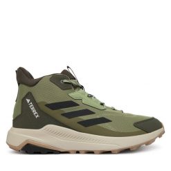 Trekkingi adidas. Zielone botki męskie Adidas, bez wzorów, sportowe, bez obcasa, bez zapięcia. Za 399.99 zł.