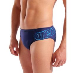 Kąpielówki Arena Scratchy Swim Briefs Navy. Niebieskie kąpielówki męskie ARENA, m, bez wzorów. Za 119.99 zł.