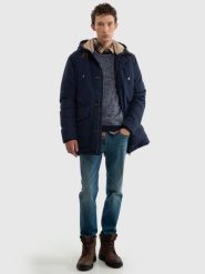 Kurtka męska typu parka z ociepleniem granatowa Kamnan 403. Niebieskie kurtki męskie BIG STAR, l, z aplikacjami, z poliamidu, eleganckie, bez kaptura. W wyprzedaży za 359.99 zł.