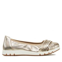 Baleriny Caprice. Żółte balerinki damskie Caprice, bez wzorów, bez obcasa, bez zapięcia. Za 339.99 zł.