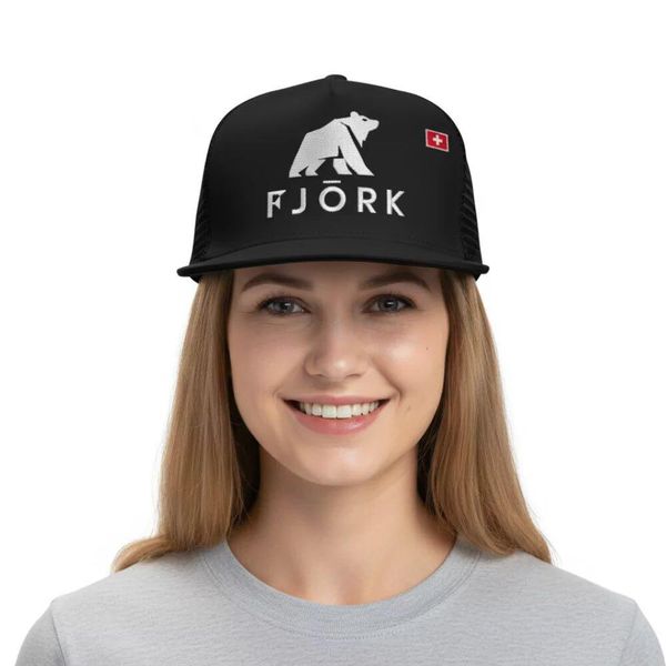 Czapka Trucker Fjork. Białe czapki damskie FJORK MERINO, na lato, bez wzorów, z bawełny, eleganckie. Za 209.00 zł.