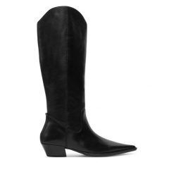 Kowbojki Vagabond Shoemakers. Czarne kozaki damskie Vagabond Shoemakers, bez wzorów, bez obcasa, na płaskiej podeszwie, bez zapięcia. Za 919.99 zł.