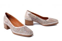 ARTIKER RELAKS 58C2108 beige, czółenka damskie. Brązowe czółenka damskie Artiker Relaks, na lato, bez wzorów, ze skóry, bez obcasa, na obcasie, bez zapięcia. Za 274.90 zł.