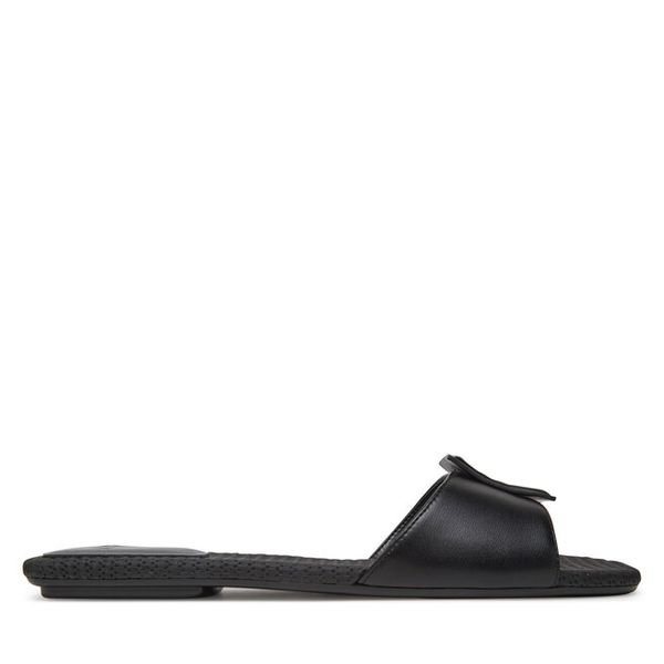 Klapki Armani Exchange. Czarne klapki damskie Armani Exchange, bez wzorów, bez obcasa, bez zapięcia. Za 489.99 zł.