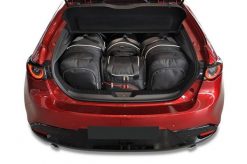 Torby Do Bagażnika Mazda 3 Hatchback 2018+ 4Szt Kjust. Czarne torby podróżne damskie KJUST, bez wzorów, z kauczuku. Za 1,203.00 zł.