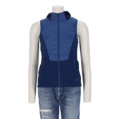 Second life - Kurtka przeciwdeszczowa dla kobiet FlashDry TNF Blue - Jak nowy. Niebieskie kurtki sportowe damskie The North Face, bez wzorów, z softshellu, bez ramiączek, bez kaptura, trekkingowe. Za 212.96 zł.