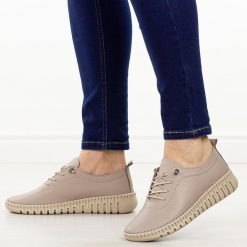 Szare vizon skórzane półbuty damskie T.Sokolski 4000. Szare półbuty damskie Sokolski, na jesień, bez wzorów, z jeansu, biznesowe, z okrągłym noskiem, bez obcasa, na płaskiej podeszwie, bez zapięcia. Za 249.00 zł.