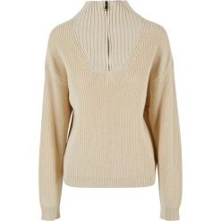 Damski sweter oversize z dzianiny Urban Classics. Białe swetry nierozpinane damskie Urban Classics, xl, bez wzorów, z bawełny, eleganckie, bez kołnierzyka, bez ramiączek. Za 200.00 zł.