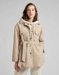 LEE WOOL OVERSHIRT WORKWEAR DAMSKI PŁASZCZ WHITE L45HTBTW 112144045. Białe płaszcze damskie Lee, l, bez wzorów, bez kołnierzyka, bez kaptura. Za 339.99 zł.