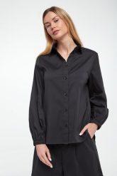 Wrangler T-Shirt Graphic 112362783 Czarny Regular Fit. Czarne t-shirty damskie Wrangler, m, bez wzorów, z bawełny, bez kołnierzyka, bez ramiączek. Za 129.99 zł.