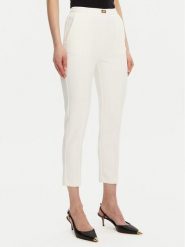Elisabetta Franchi Spodnie materiałowe PA-076-51E2-V280 Biały Regular Fit. Białe spodnie materiałowe damskie Elisabetta Franchi, bez wzorów, z materiału. Za 689.99 zł.