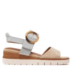 Sandały Tamaris. Brązowe sandały damskie Tamaris, bez wzorów, bez obcasa, na koturnie, bez zapięcia. Za 189.99 zł.