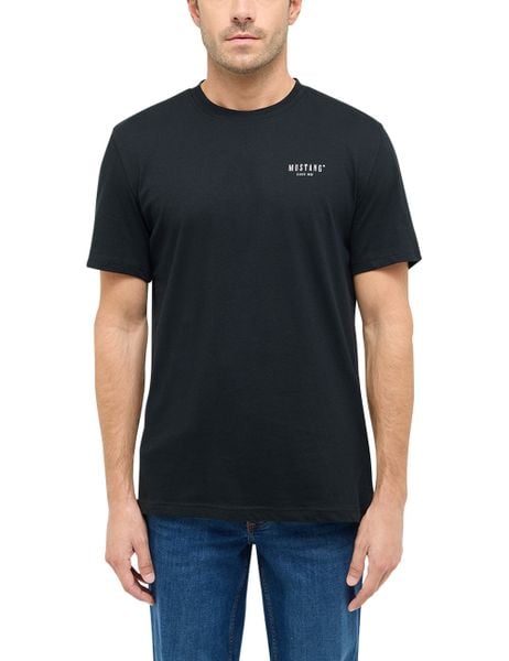 Męski T-Shirt Mustang Style Austin Black 1016273 4142. Czarne t-shirty męskie Mustang, m, bez wzorów, bez kołnierzyka, bez ramiączek. Za 69.99 zł.
