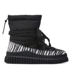 Trzewiki Jenny Fairy. Czarne botki damskie Jenny Fairy, bez wzorów, bez obcasa, na płaskiej podeszwie, bez zapięcia. Za 179.99 zł.