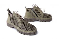 ARTIKER RELAKS 52C0630 zielony, botki damskie. Zielone botki damskie Artiker Relaks, bez wzorów, ze skóry, bez obcasa, na obcasie, bez zapięcia. Za 209.93 zł.