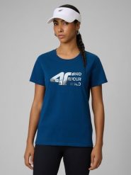 4F T-shirt regular z nadrukiem damski - turkusowy S. Niebieskie t-shirty damskie 4F, s, bez wzorów, z bawełny, bez kołnierzyka, bez ramiączek. Za 59.99 zł.