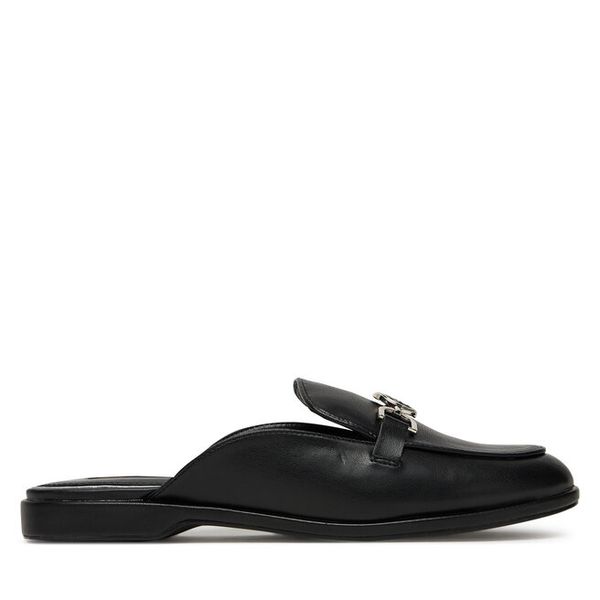 Klapki Nine West. Czarne klapki damskie Nine West, bez wzorów, bez obcasa, bez zapięcia. Za 229.99 zł.