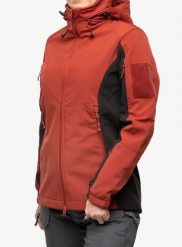 Kurtka softshell damska Helikon-Tex Gunfighter Woman's Jacket. Czerwone kurtki sportowe damskie HELIKON-TEX, s, bez wzorów, z materiału, bez ramiączek, bez kaptura, trekkingowe. Za 395.99 zł.