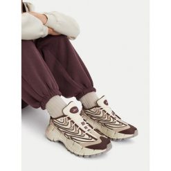 Buty do biegania Reebok. Brązowe obuwie sportowe damskie Reebok, bez wzorów, bez zapięcia, do biegania. Za 659.99 zł.