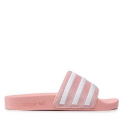 Klapki adidas. Czerwone klapki damskie Adidas, bez wzorów, sportowe, bez obcasa, bez zapięcia. Za 199.99 zł.