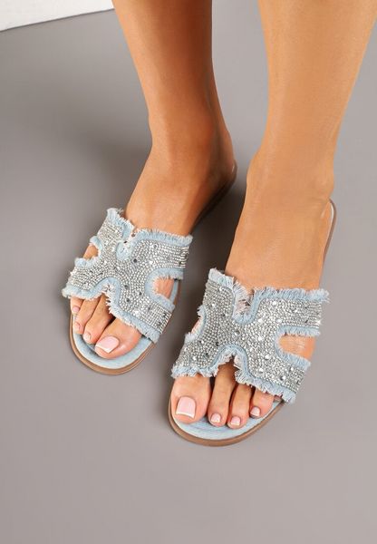 Niebieskie Klapki Vices z Geometryczną Cyrkoniową Cholewką Melozia. Niebieskie klapki damskie Born2be, na lato, w ażurowe wzory, bez obcasa, na płaskiej podeszwie, bez zapięcia. Za 79.99 zł.