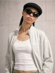 Rozpinana bluza ze stójką z dodatkiem wiskozy "soft touch" - szary. Szare bluzy damskie Sinsay, l, bez wzorów, z dzianiny, bez ramiączek, bez kaptura. Za 59.99 zł.