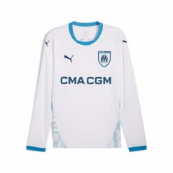 Koszulka domowa z długim rękawem OM 2024/25. Białe bluzki damskie Puma, bez wzorów, eleganckie, bez kołnierzyka, bez ramiączek. W wyprzedaży za 267.00 zł.