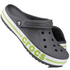 Klapki sportowe Crocs CROCBAND. Białe klapki męskie Crocs, bez wzorów, bez zapięcia. W wyprzedaży za 219.00 zł.