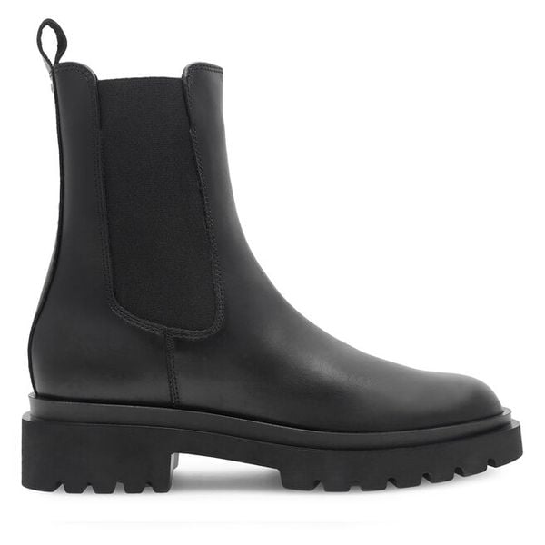 Sztyblety GINO ROSSI. Czarne botki damskie Gino Rossi, bez wzorów, bez obcasa, na płaskiej podeszwie, bez zapięcia. Za 299.99 zł.