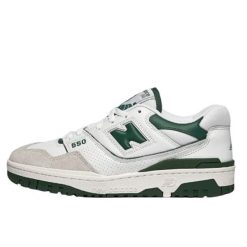 Buty do chodzenia dla dorosłych New Balance 550 White Green. Zielone obuwie sportowe damskie New Balance, bez wzorów, bez zapięcia, trekkingowe. Za 680.85 zł.