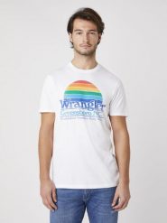 MĘSKA KOSZULKA T-SHIRT WRANGLER SS GRAPHIC TEE WHITE W7AID3989 112131343. Białe t-shirty męskie Wrangler, m, bez wzorów, bez kołnierzyka, bez ramiączek. Za 69.99 zł.