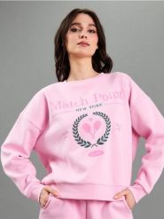Bawełniana bluza crewneck z haftem - begonia. Bluzy damskie Sinsay, l, bez wzorów, z bawełny, bez ramiączek, bez kaptura. Za 49.99 zł.