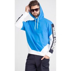 BLUZA Armani Exchange. Niebieskie bluzy męskie Armani Exchange, l, bez wzorów, z bawełny, bez ramiączek, z kapturem. Za 305.00 zł.