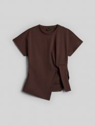 4F T-shirt slim z marszczeniem damski - brązowy XL. Brązowe t-shirty damskie 4F, m, bez wzorów, z dzianiny, klasyczne, bez kołnierzyka, bez ramiączek. Za 89.99 zł.