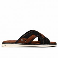 Klapki męskie Wrangler CALVIN SLIDER MEN LOW. Brązowe klapki męskie Wrangler, bez wzorów, z materiału, bez zapięcia. Za 149.00 zł.