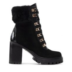 Botki Eva Minge. Czarne botki damskie Eva Minge, bez wzorów, bez obcasa, na słupku, bez zapięcia. Za 639.99 zł.