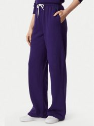 Polo Ralph Lauren Spodnie dresowe 211977959509 Fioletowy Regular Fit. Fioletowe spodnie dresowe damskie Polo Ralph Lauren, bez wzorów, z bawełny. Za 769.99 zł.