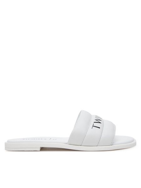 TWINSET Klapki 251GCJ040 Biały. Białe klapki damskie Twinset, bez wzorów, ze skóry, bez obcasa, bez zapięcia. Za 599.99 zł.