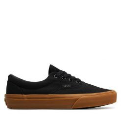 Tenisówki Vans. Czarne trampki i tenisówki damskie Vans, bez wzorów, bez zapięcia. Za 254.99 zł.