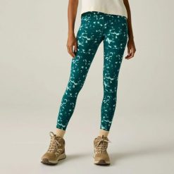 Damskie legginsy outdoorowe Comfort Contour. Zielone legginsy damskie Regatta, bez wzorów. Za 206.00 zł.