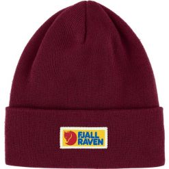 Czapka zimowa Fjallraven Vardag Classic Beanie - bordeaux red. Czerwone czapki męskie Fjällräven, na zimę, bez wzorów. W wyprzedaży za 119.00 zł.