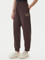 EA7 Emporio Armani Spodnie dresowe 7W000418 AF12473 U6063 Brązowy Regular Fit. Brązowe spodnie dresowe damskie EA7 Emporio Armani, bez wzorów, z bawełny. Za 349.99 zł.
