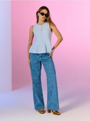 Jeansy wide leg z haftem - niebieski. Niebieskie jeansy damskie Sinsay, bez wzorów, z jeansu. Za 79.99 zł.